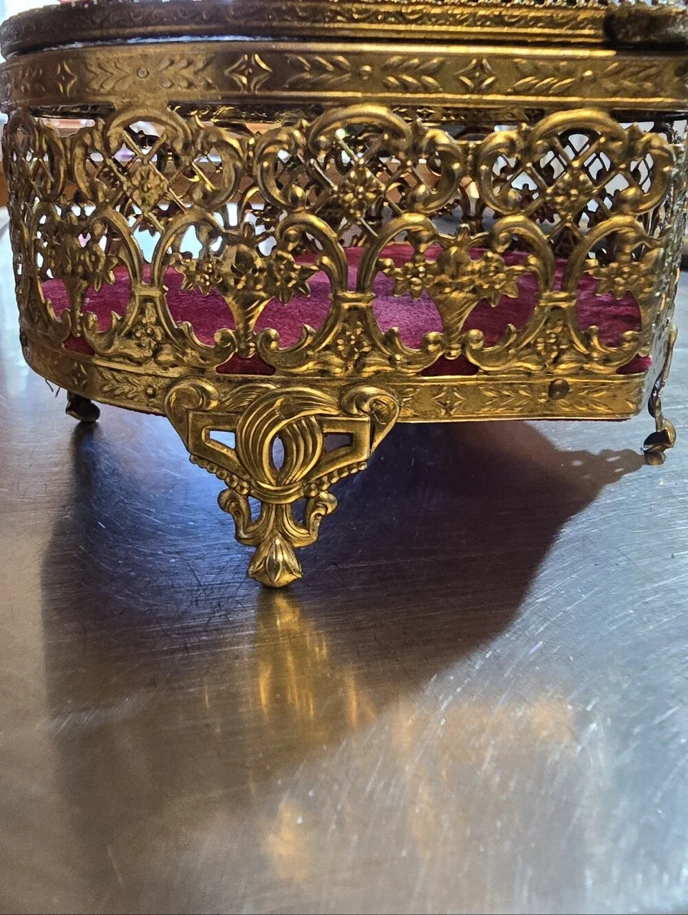 Vintage Matson 24K Gold Plated Heart Jewelry Box Casket Beveled Glass Filigree - Picture 11 of 16